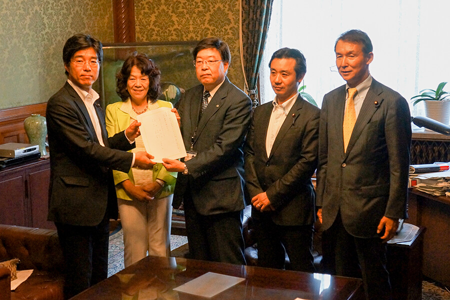 社会的養護政策